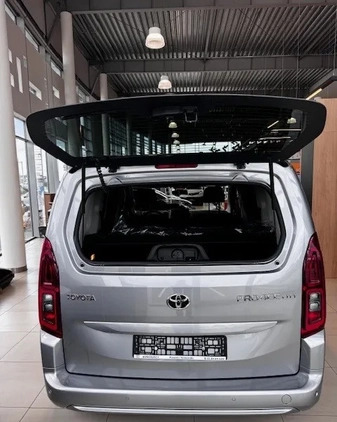 Toyota Proace City Verso cena 127100 przebieg: 5, rok produkcji 2024 z Lubniewice małe 56